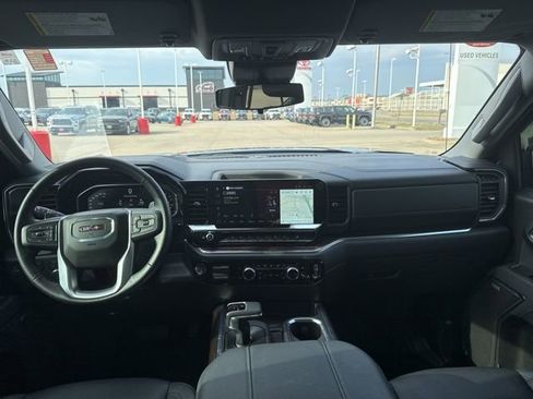 Used 2025 GMC Sierra 1500 Elevation w/ Elevation Premium Package image 15