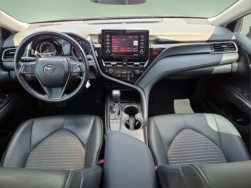 Used 2024 Toyota Camry SE FWD image 13