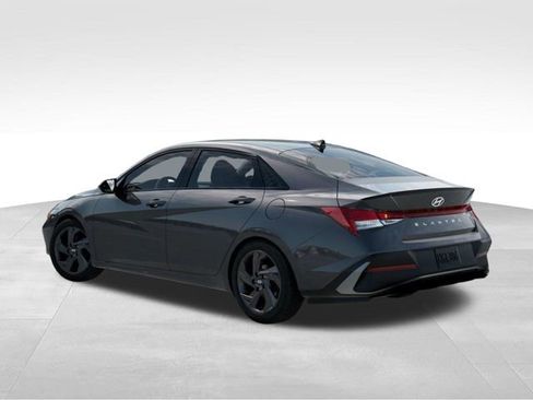 New 2026 Hyundai Elantra Sport image 5
