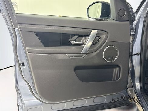 Used 2022 Land Rover Discovery Sport S image 22