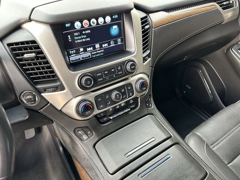 Used 2019 GMC Yukon XL Denali w/ Denali Ultimate Package image 11