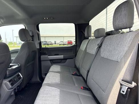 Used 2022 Ford F150 XLT w/ Equipment Group 302A High AWD/4WD image 13