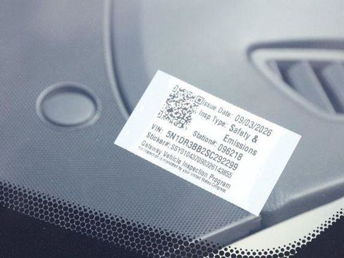 Certified 2025 Nissan Pathfinder SV w/ SV Premium Package FWD image 33