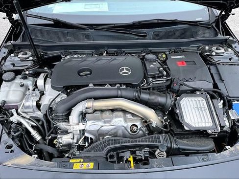 Used 2026 Mercedes-Benz CLA 250 image 9