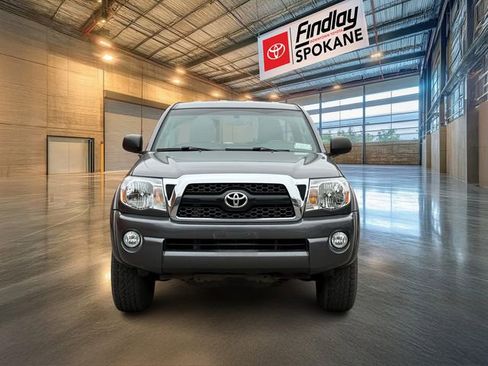 Used 2011 Toyota Tacoma 4x4 Access Cab V6 image 2