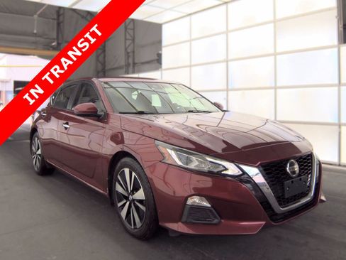 Used 2022 Nissan Altima 2.5 SV FWD image 5
