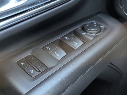 Used 2024 Chevrolet Tahoe LT image 26