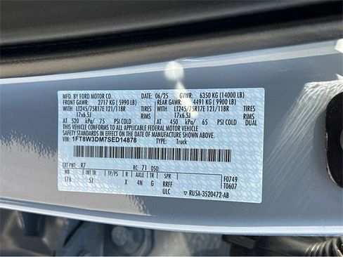 New 2025 Ford F350 Lariat w/ Lariat Ultimate Package image 44