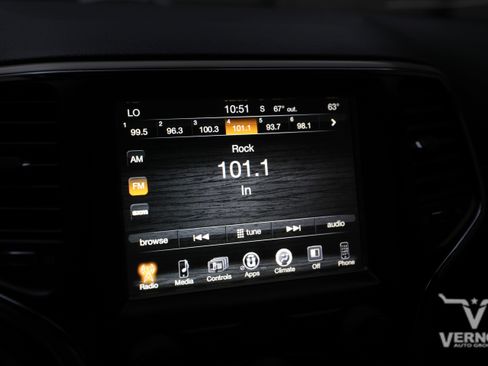 Used 2015 Jeep Grand Cherokee Laredo w/ Quick Order Package 23E image 24