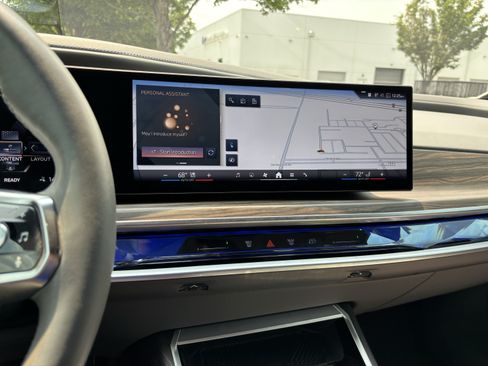 Certified 2023 BMW i7 xDrive60 AWD/4WD image 31