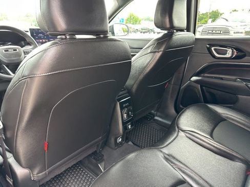 Certified 2025 Jeep Compass Trailhawk AWD/4WD image 28