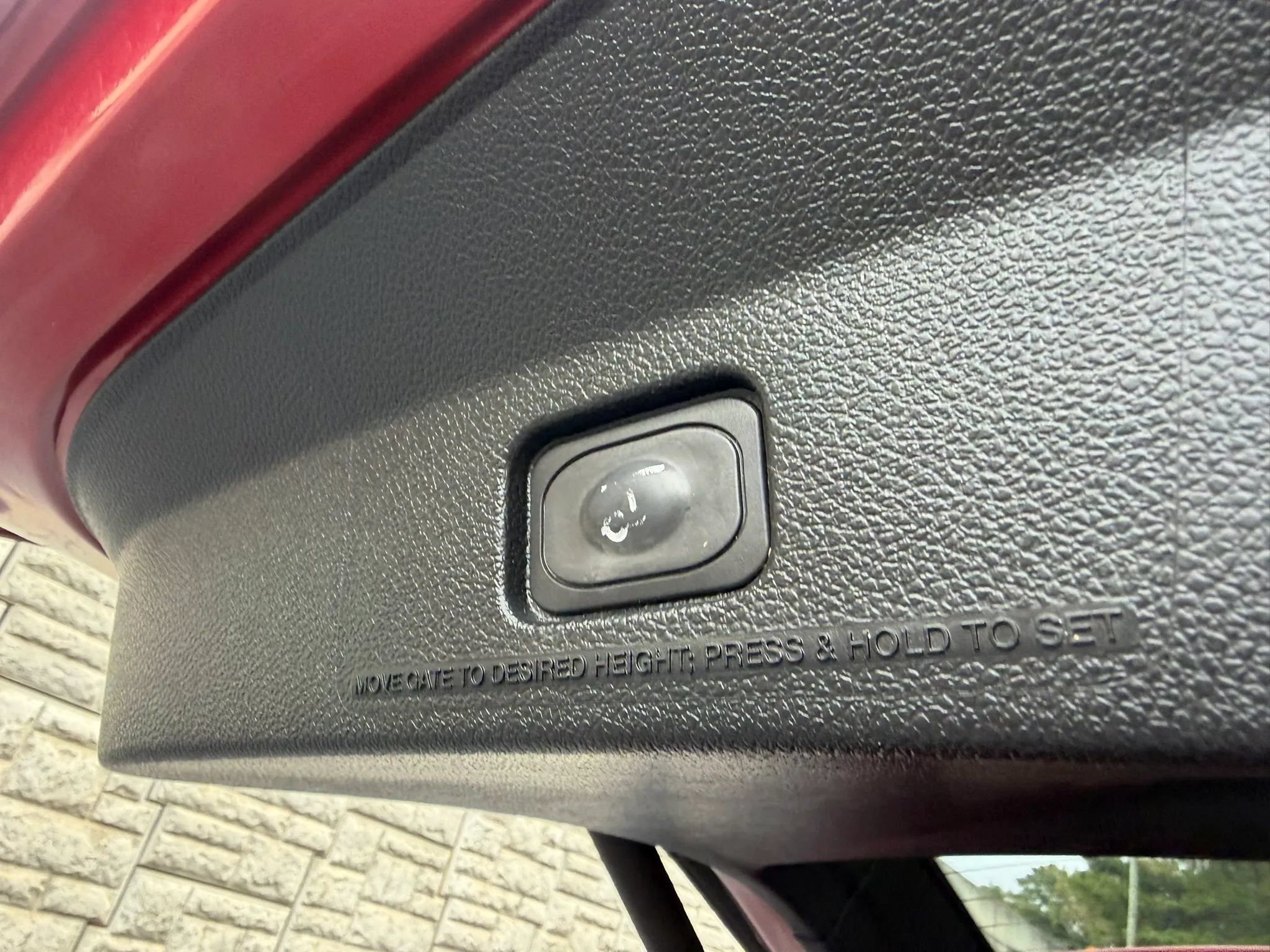 Used 2017 Ford Explorer XLT w/ Equipment Group 202A FWD image 35