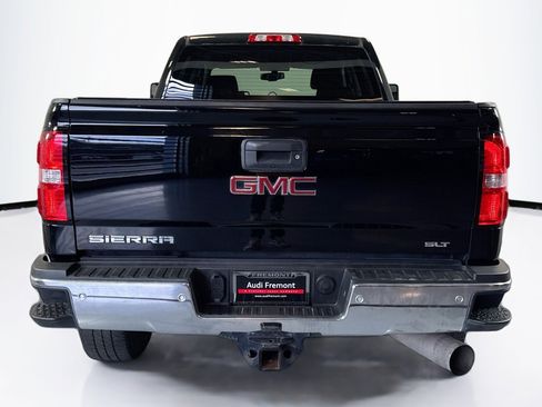 Used 2018 GMC Sierra 2500 SLT w/ Duramax Plus Package image 6