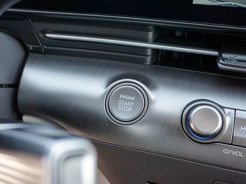 New 2026 Hyundai Kona SEL Premium FWD image 23