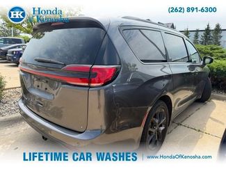 Used 2021 Chrysler Pacifica Touring-L w/ S Appearance Package FWD video 2
