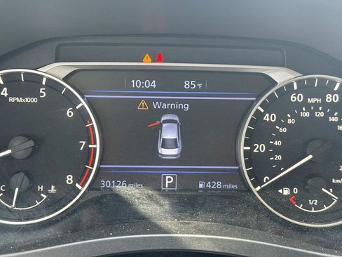 Used 2025 Nissan Altima 2.5 SV FWD image 50