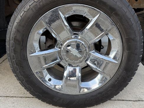 Used 2018 Chevrolet Silverado 1500 LTZ w/ Sport Package image 26