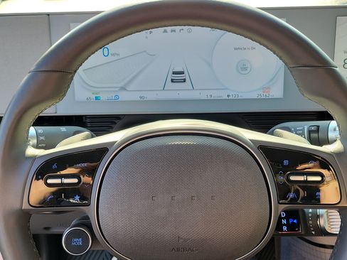 Used 2024 Hyundai Ioniq 5 SEL RWD image 10