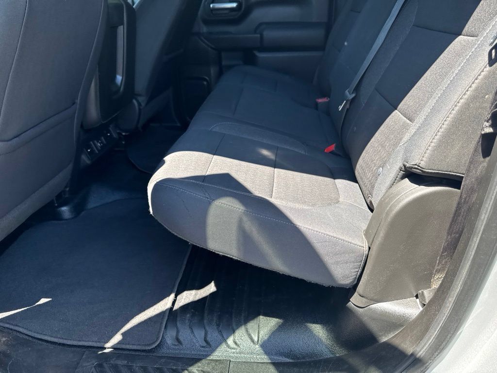 Used 2019 Chevrolet Silverado 1500 LT w/ Convenience Package AWD/4WD image 34