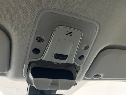 Used 2017 Toyota Prius Two w/ Prius Two Safety Plus Package FWD image 72
