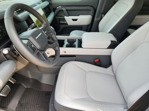 New 2026 Land Rover Defender 110 V8 image 12