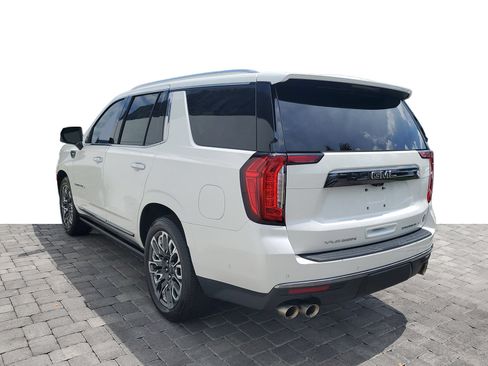 Used 2023 GMC Yukon Denali Ultimate AWD/4WD image 4