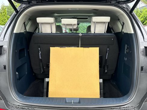 New 2026 Kia Carnival SX w/ SX Dark Edition Package FWD image 6