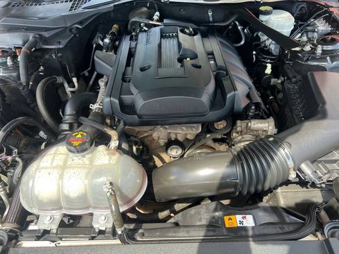 Used 2016 Ford Mustang Premium RWD image 30