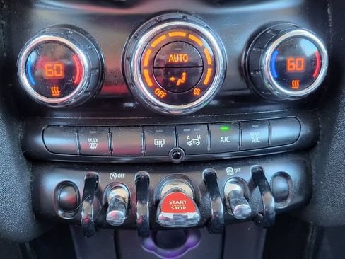 Used 2015 MINI Cooper S FWD image 31