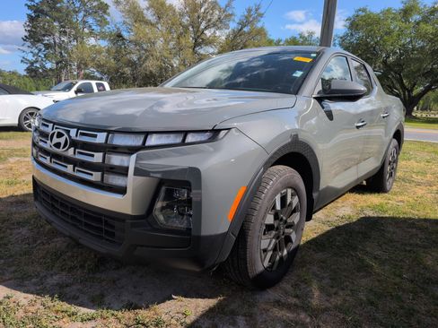 Used 2026 Hyundai Santa Cruz SE image 5