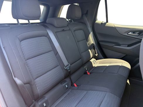 Certified 2026 Chevrolet Equinox LT w/ Safety and Technology Package FWD image 18