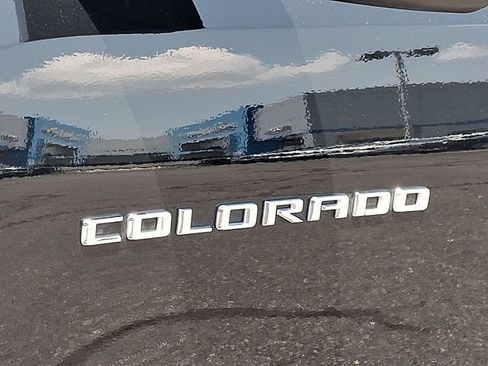 Used 2023 Chevrolet Colorado LT w/ LT Convenience Package III AWD/4WD image 29