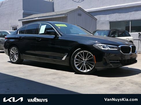 Used 2023 BMW 530i w/ Convenience Package RWD image 1