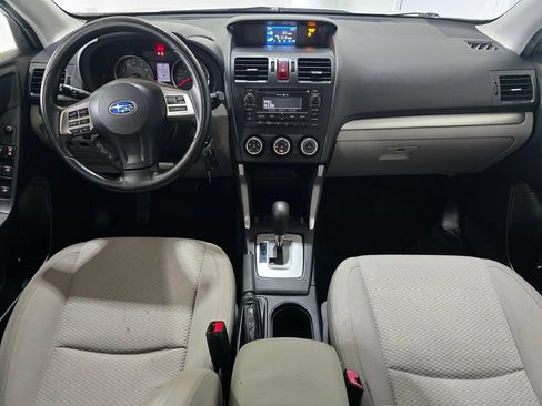 Used 2015 Subaru Forester 2.5i Premium w/ All-Weather Package AWD/4WD image 9