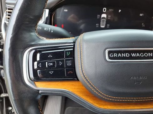 Used 2022 Jeep Grand Wagoneer Series III image 7