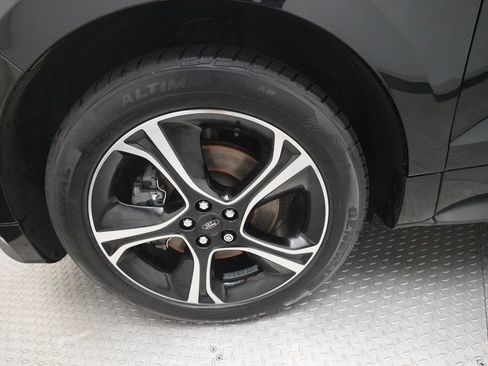 Used 2020 Ford Edge ST w/ Equipment Group 401A AWD/4WD image 29