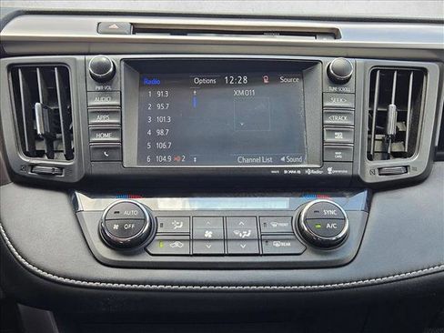Used 2016 Toyota RAV4 XLE AWD/4WD image 12