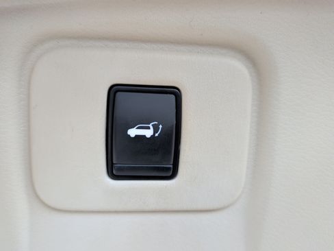 Used 2017 Nissan Murano SL image 39