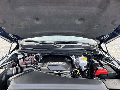 Used 2024 RAM 2500 Big Horn w/ Safety Group image 12