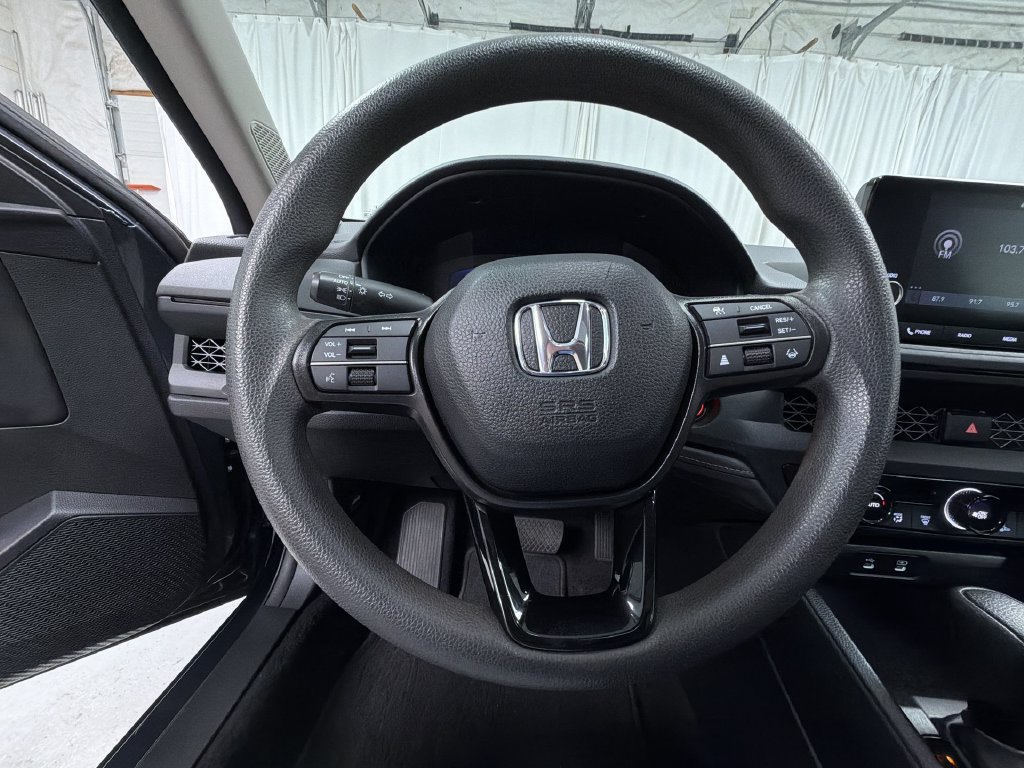 Used 2023 Honda Accord EX image 19