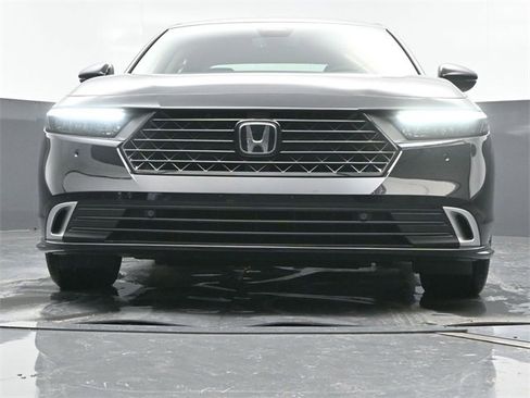 Certified 2025 Honda Accord Touring image 20