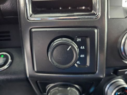 Used 2018 Ford F150 Lariat AWD/4WD image 24