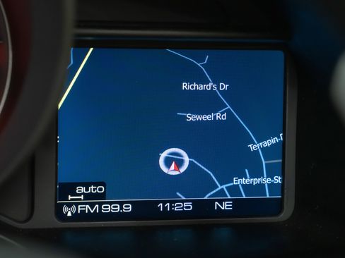 Used 2018 Ferrari 488 Spider image 16