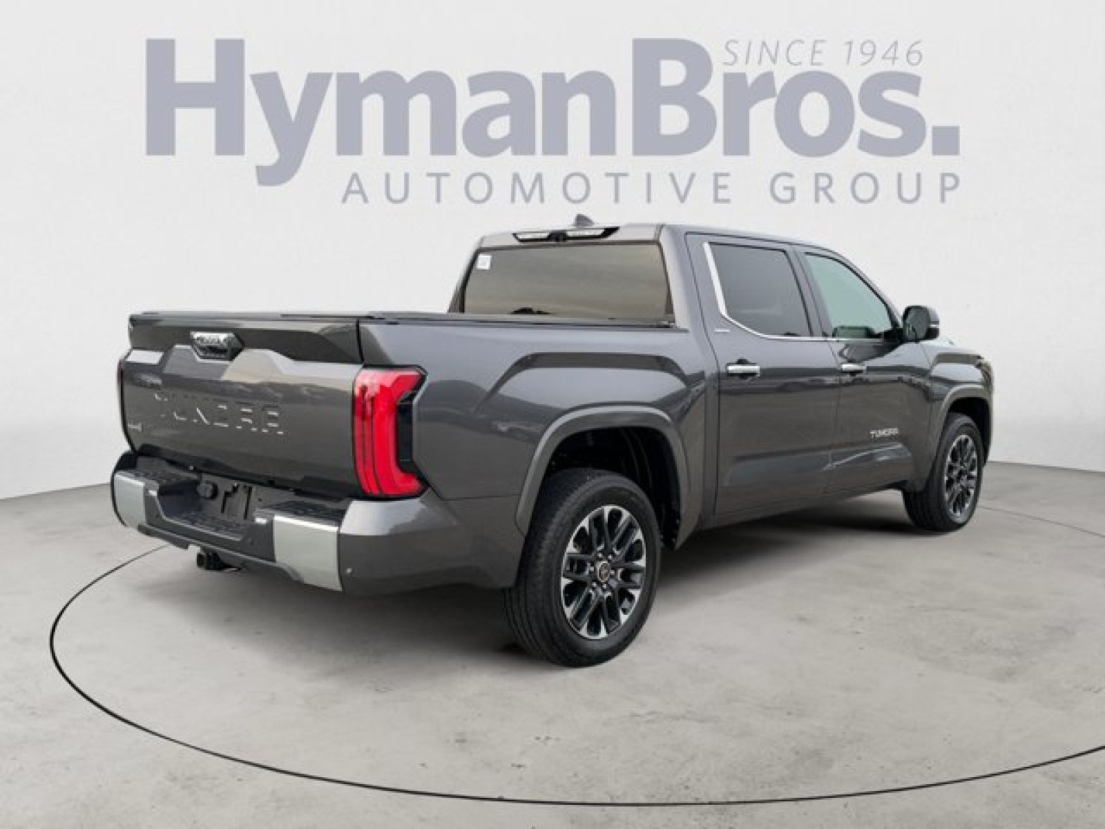 Used 2023 Toyota Tundra Limited AWD/4WD image 3