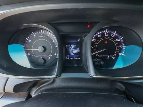 Used 2018 Toyota Avalon XLE FWD image 18