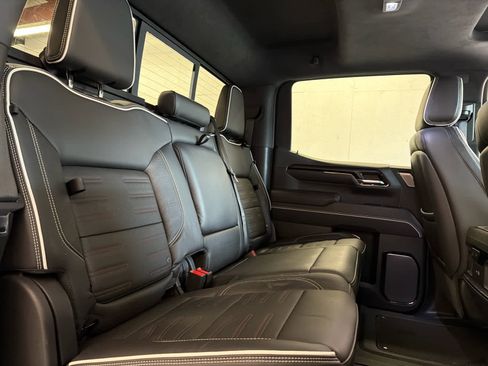 Used 2023 GMC Sierra 1500 AT4X image 34