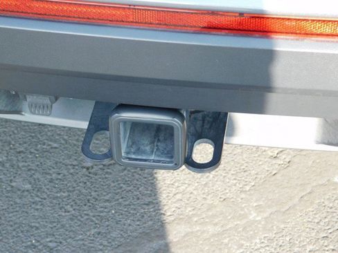 Used 2025 Volkswagen Atlas Cross Sport SE image 8