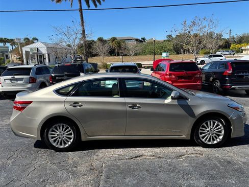Used 2014 Toyota Avalon Limited image 6