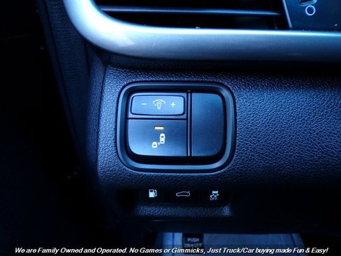 Used 2018 Kia Optima S w/ Panoramic Sunroof Package image 39