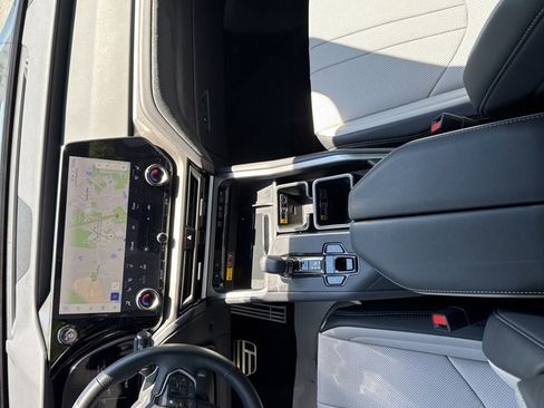 Used 2025 Lexus TX 500h AWD w/ Technology Package image 17